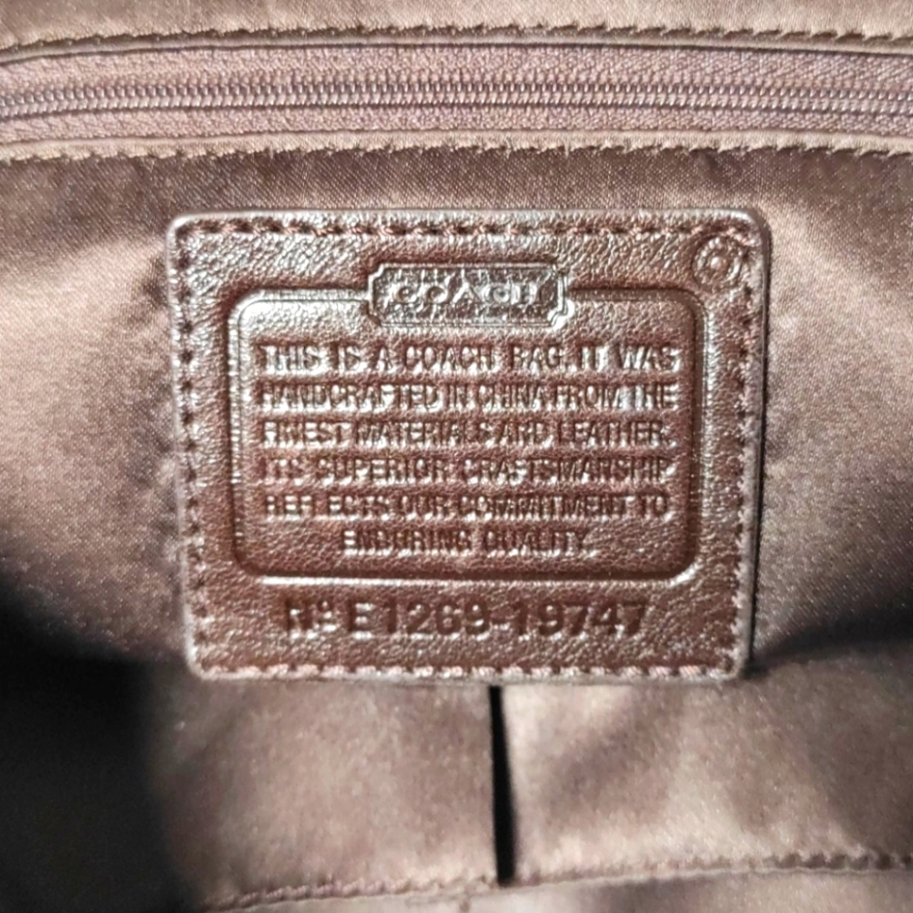 Coach woven Crossbody bag, brown color. - Picture 5 of 7